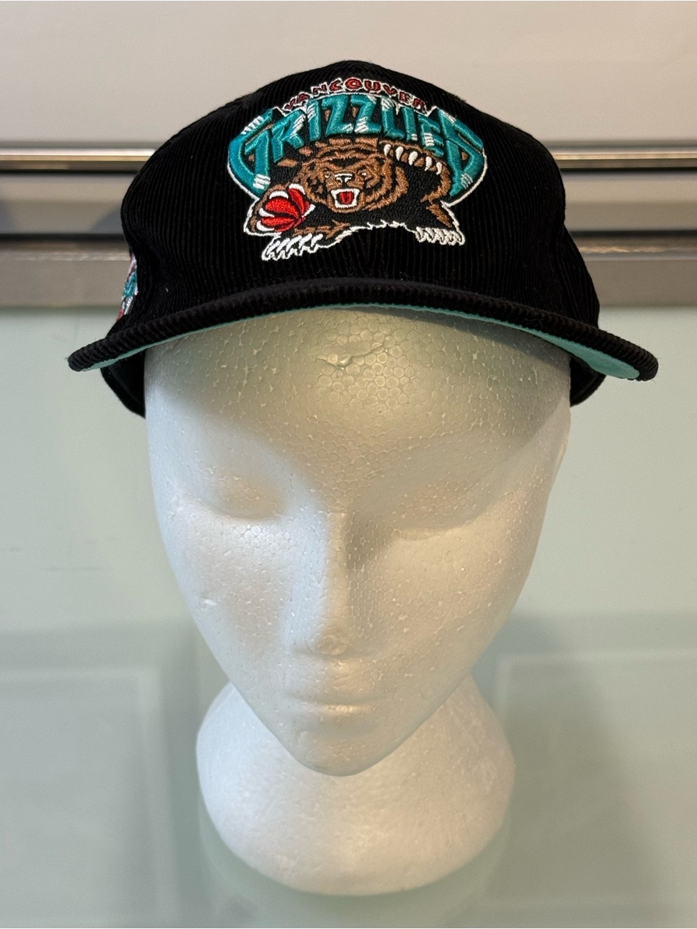 Mitchell & Ness Vancouver Grizzlies Corduroy Snapback Hat Inaugural Patch